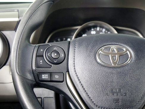 Used 2013 Toyota RAV4 LE image 25