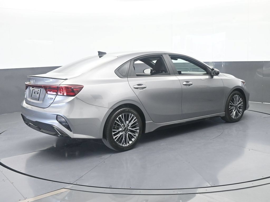 Used 2024 Kia Forte GT-Line FWD image 6