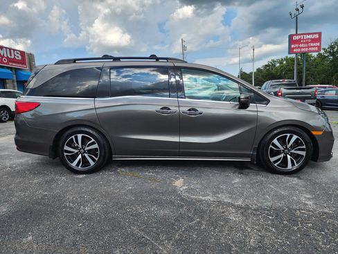 Used 2019 Honda Odyssey Elite image 8
