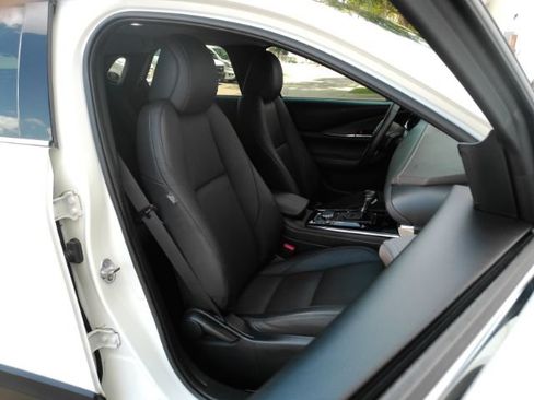 Used 2023 MAZDA CX-30 AWD 2.5 S w/ Premium Package image 22