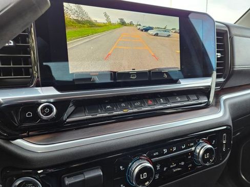 Used 2022 GMC Sierra 1500 SLT w/ X31 Off-Road Package image 27