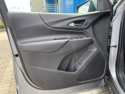 Used 2024 Chevrolet Equinox LT w/ LPO, Floor Liner Package image 14