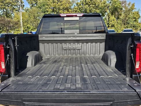 Used 2023 GMC Sierra 1500 SLT w/ SLT Premium Package image 29
