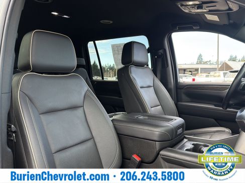 Used 2023 Chevrolet Suburban Premier image 21