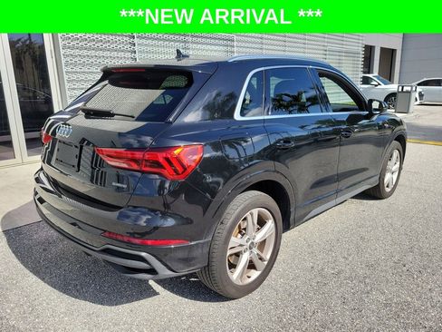 Used 2024 Audi Q3 2.0T Premium w/ Convenience Package AWD/4WD image 4