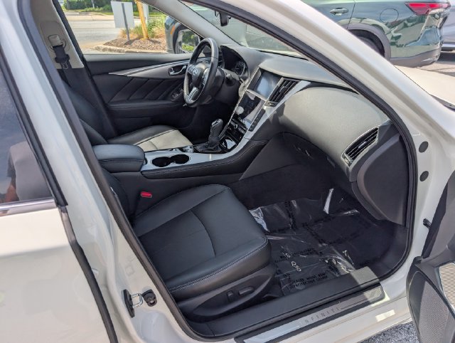 Used 2023 INFINITI Q50 Luxe w/ Cargo Package AWD/4WD image 10