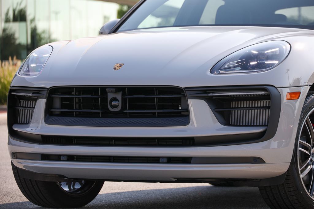 New 2026 Porsche Macan S AWD/4WD image 13