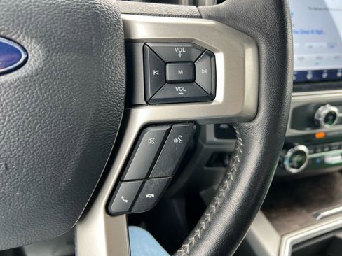 Used 2022 Ford F250 Lariat w/ Lariat Ultimate Package image 38