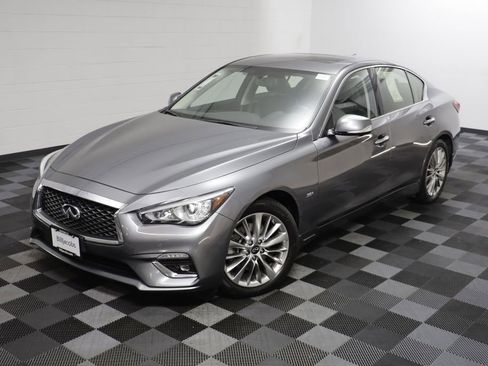 Used 2019 INFINITI Q50 Luxe w/ Essential Package (3.0T Luxe) AWD/4WD image 2