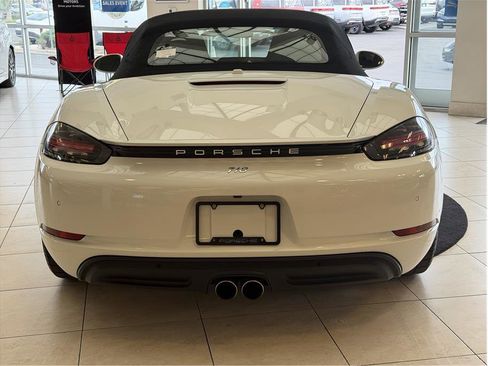 Used 2019 Porsche 718 Boxster image 7