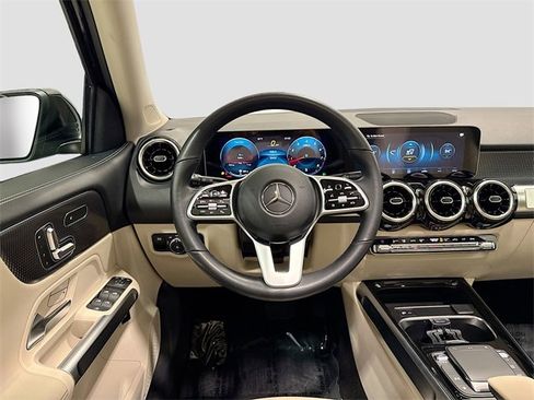 Certified 2021 Mercedes-Benz GLB 250 4MATIC image 23