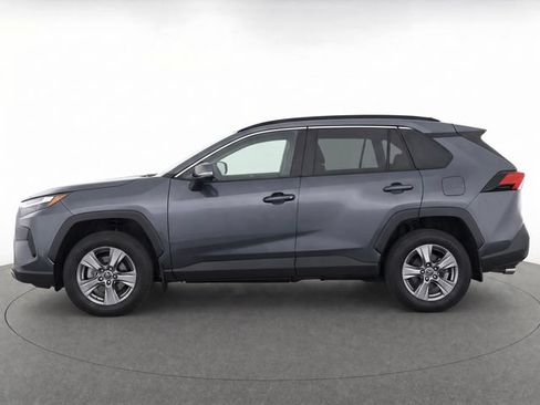 Certified 2025 Toyota RAV4 XLE FWD image 4