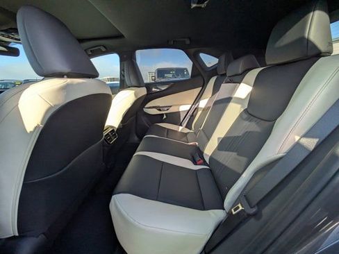 Used 2024 Lexus NX 250 FWD image 12