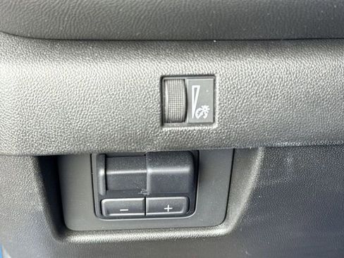 Certified 2024 Chevrolet Colorado LT w/ LT Convenience Package II image 17