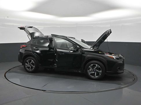 Used 2025 Subaru Crosstrek 2.5i Premium AWD/4WD image 35