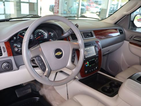 Used 2012 Chevrolet Tahoe 4WD Hybrid image 16