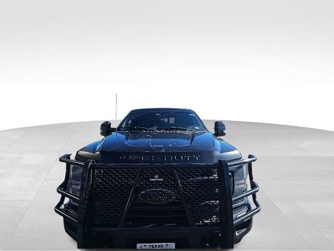 Used 2022 Ford F350 Lariat w/ Tremor Off-Road Package image 3