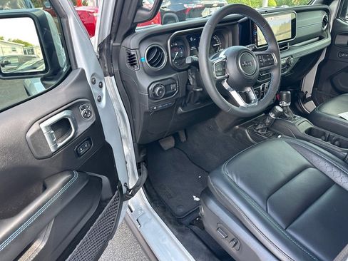 Used 2024 Jeep Wrangler High Altitude image 6