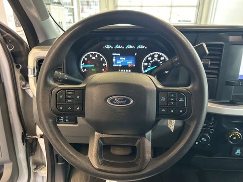 Used 2024 Ford F250 XLT image 18