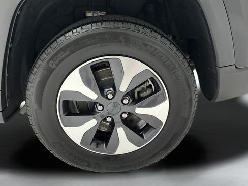 Used 2024 Jeep Grand Cherokee Limited 4xe AWD/4WD image 8