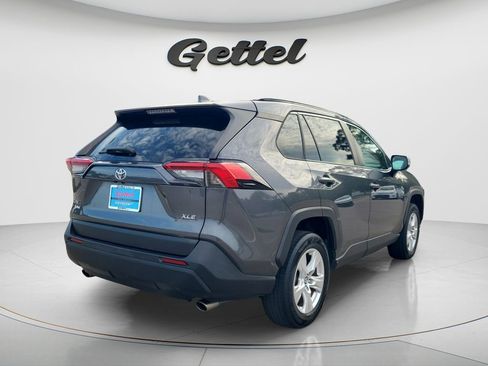 Certified 2020 Toyota RAV4 XLE FWD image 5