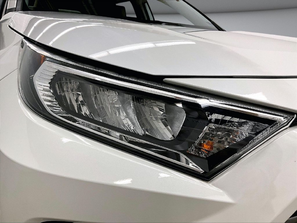 Used 2019 Toyota RAV4 Limited w/ All Weather Liner Package AWD/4WD image 29