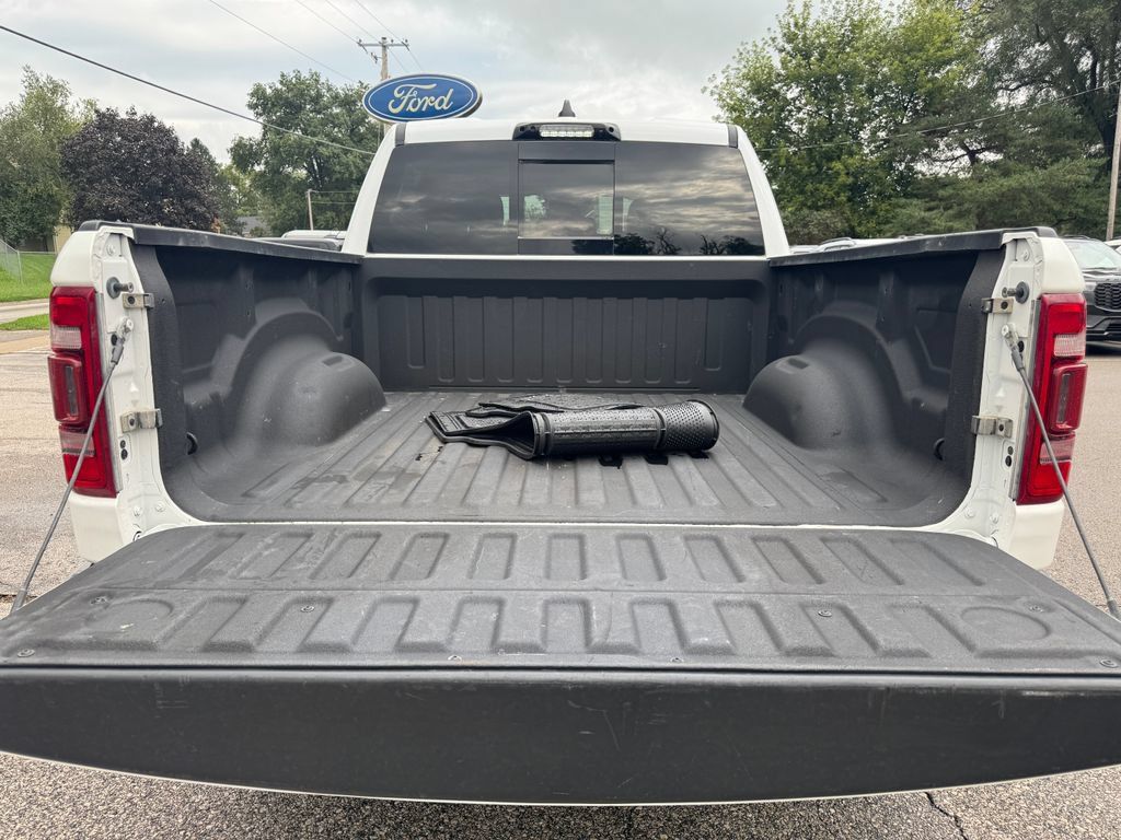 Used 2024 RAM 1500 Limited AWD/4WD image 11