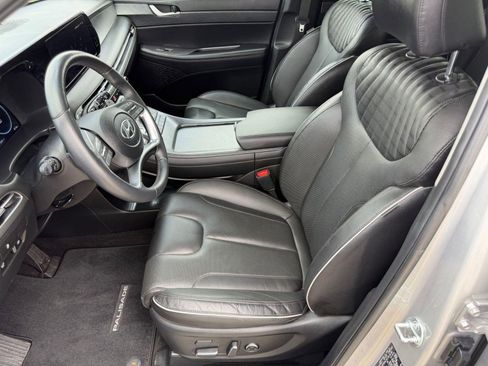 Used 2024 Hyundai Palisade Limited image 5