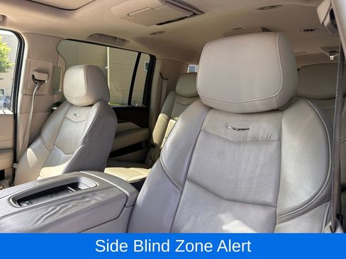 Used 2015 Cadillac Escalade ESV Premium image 24