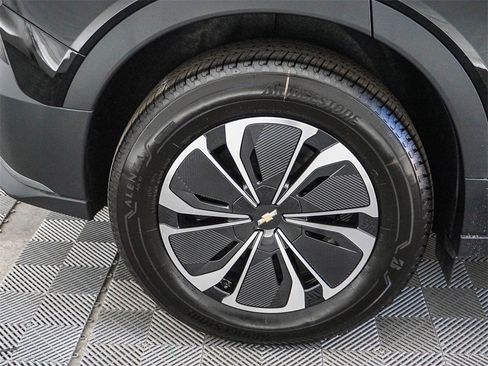 New 2026 Chevrolet Blazer EV LT image 10