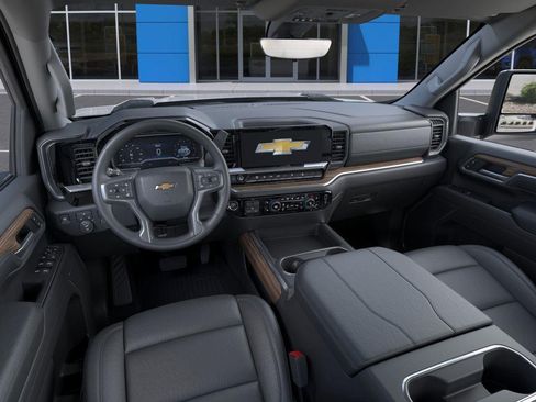 New 2025 Chevrolet Silverado 2500 LT w/ Z71 Chrome Sport Edition AWD/4WD image 15