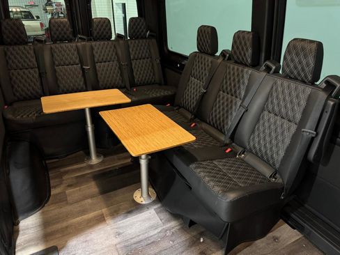 Used 2019 Mercedes-Benz Sprinter 2500 image 8