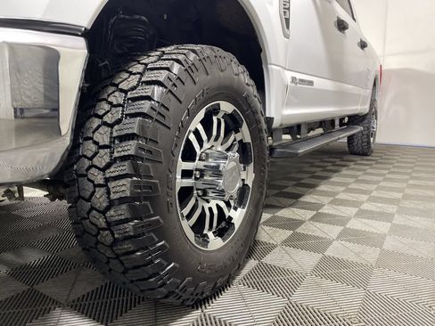 Used 2021 Ford F250 XLT AWD/4WD image 26