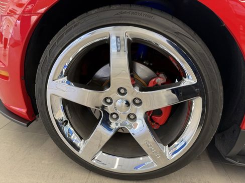 Used 2010 Ford Mustang GT Premium image 21