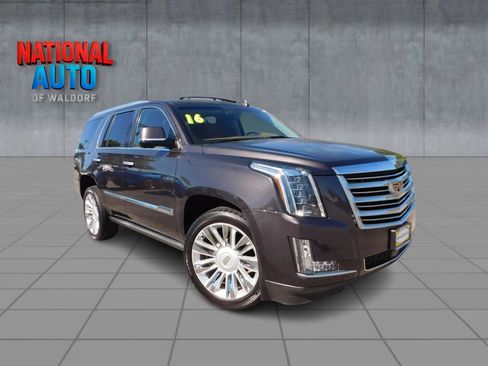 Used 2016 Cadillac Escalade Platinum AWD/4WD image 1