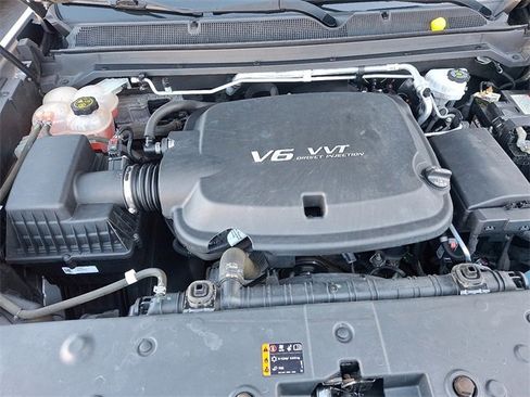 Used 2019 GMC Canyon SLE w/ Elevation Edition image 23