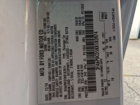 Used 2019 Ford Fusion SEL image 26