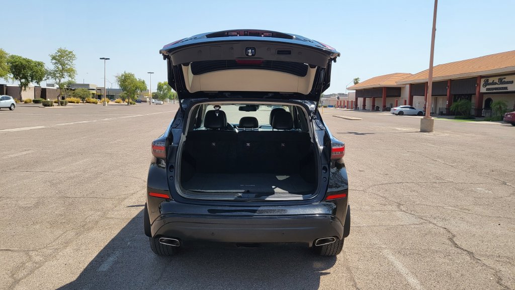 Used 2023 Nissan Murano SV w/ SV Midnight Edition Package FWD image 13