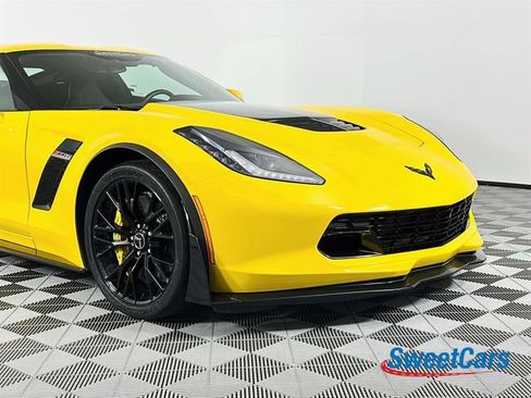 Used 2015 Chevrolet Corvette Z06 w/ 3LZ Preferred Equipment Group RWD image 45