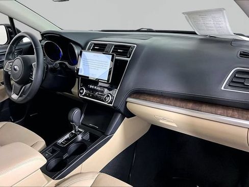 Used 2018 Subaru Outback 2.5i Limited AWD/4WD image 24