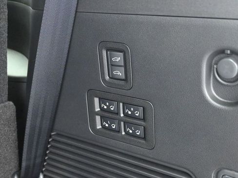 New 2026 INFINITI QX80 4WD image 34