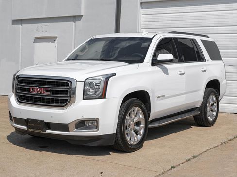 Used 2018 GMC Yukon SLT w/ Open Road Package image 2