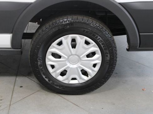 Used 2023 Ford Transit 350 XLT image 21