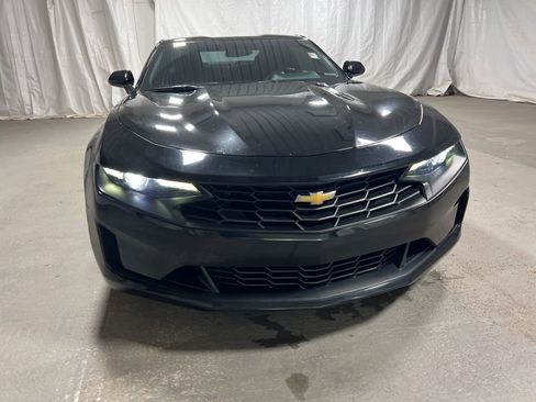 Used 2020 Chevrolet Camaro LT image 2