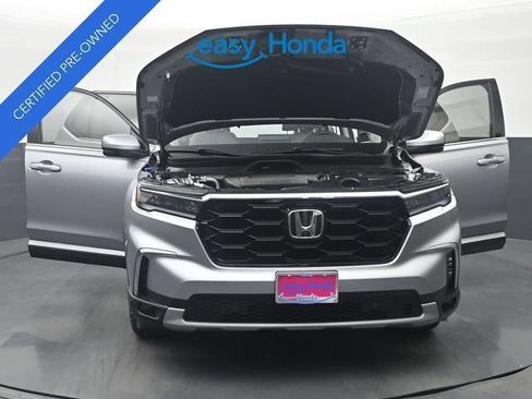 Used 2025 Honda Pilot Touring image 36