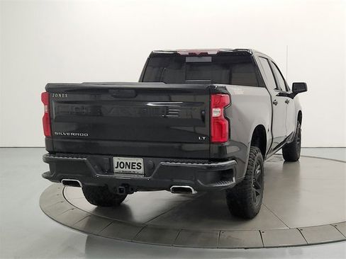 Used 2020 Chevrolet Silverado 1500 LT Trail Boss image 7