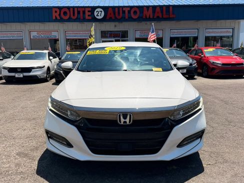 Used 2019 Honda Accord Sport image 3