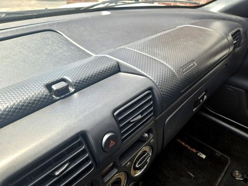 Used 2003 Toyota MR2 image 17