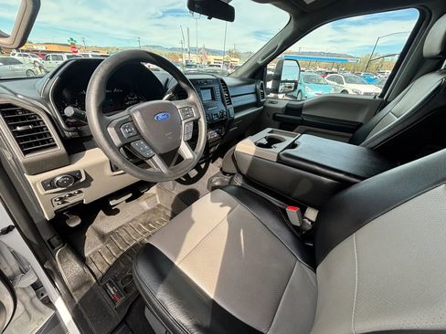 Used 2019 Ford F250 XL image 11