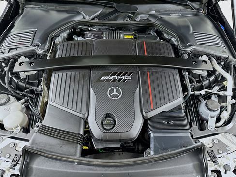 Certified 2025 Mercedes-Benz CLE 53 AMG 4MATIC Coupe image 32